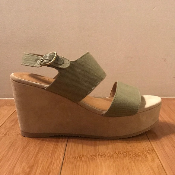 A.P.C. Platform Canvas & Suede Wedges, Size 7.5 - Picture 3 of 8